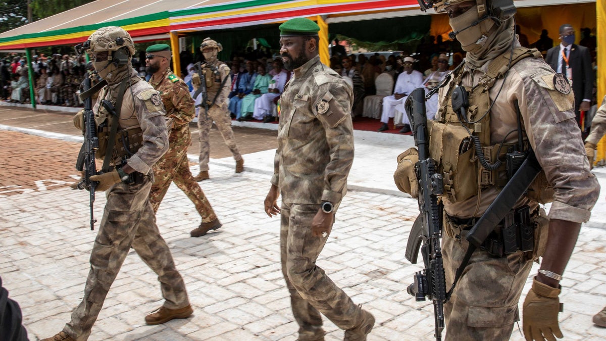 Répression au Mali : le gouvernement musèle la société civile sans relâche
