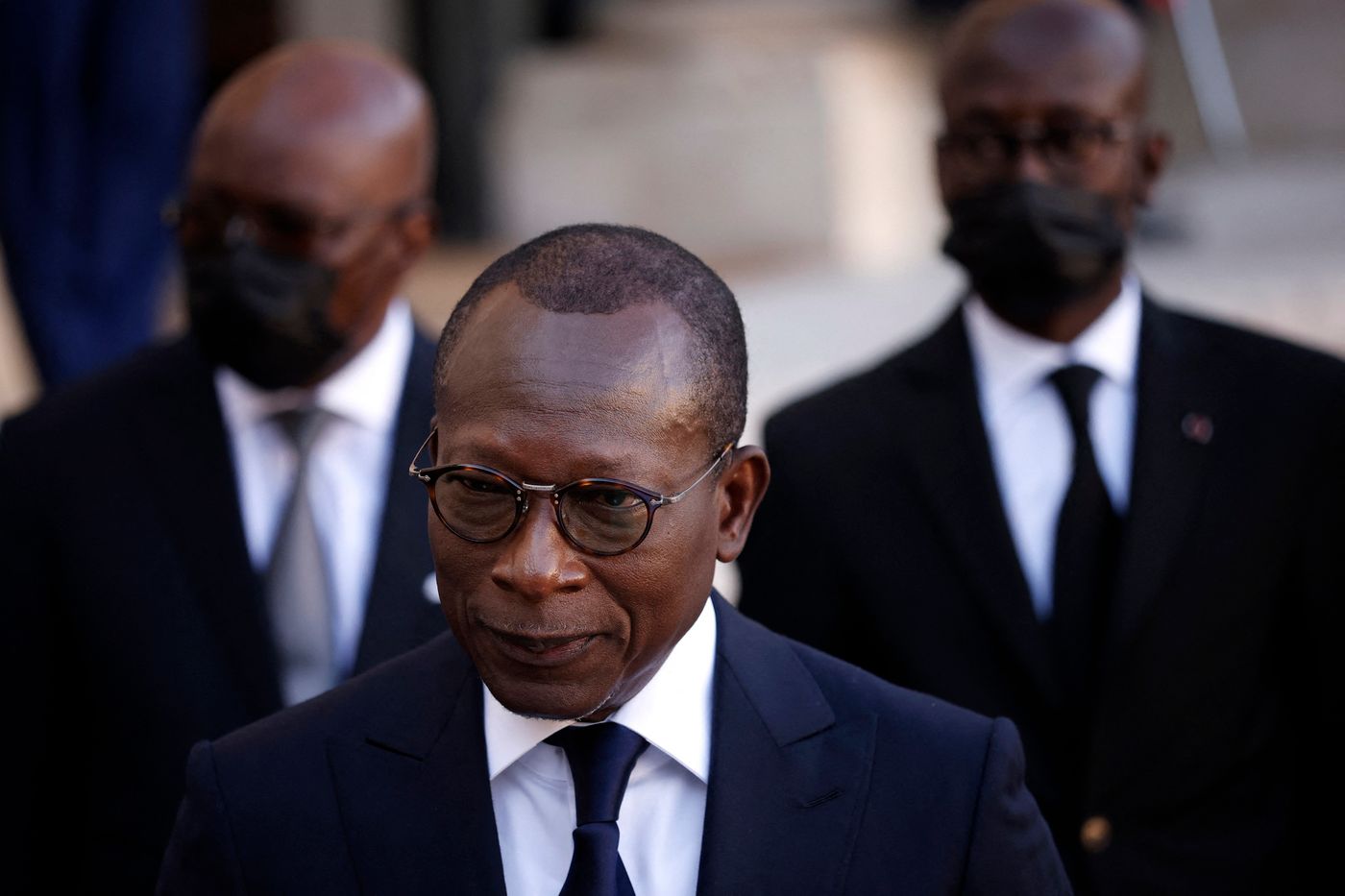 Tentative de coup d’État au Bénin : l’armée rétablit l’ordre