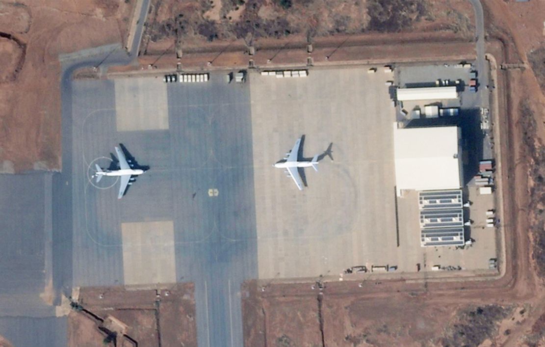 Le régime militaire du Niger pointe la France suite à l’assaut sur l’aéroport de Niamey