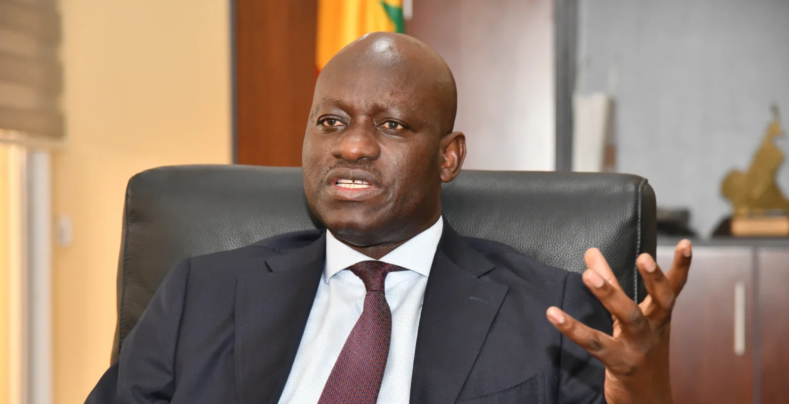 Le maire de Dakar Abass Fall lors d'une annonce publique