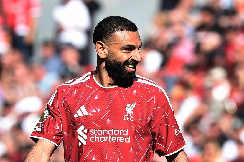 Mohamed Salah célèbre une passe décisive avec Liverpool contre Brentford en Premier League