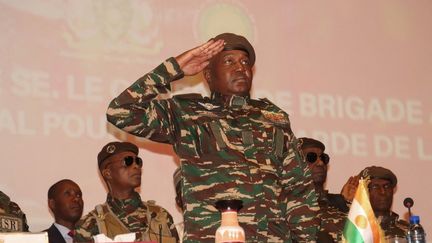 Le chef de la junte militaire du Niger, le général Abdourahamane Tiani, à Niamey, capitale du pays, le 15 février 2025. (- / AFP)