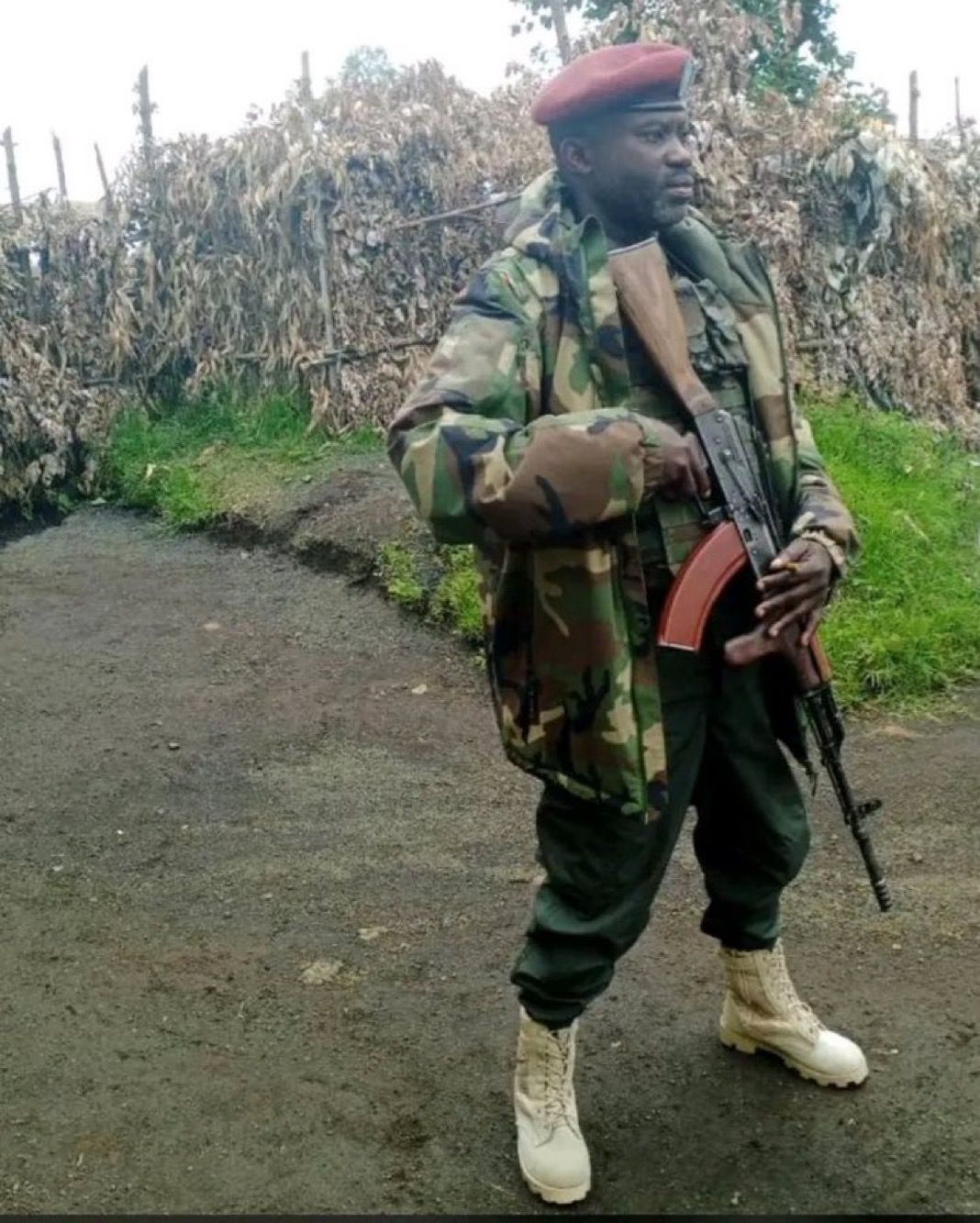 Portrait de John Imani Nzenze, leader du M23