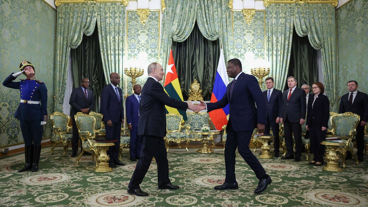 Mercenaires et navires de guerre : quand le Togo ouvre la porte à la Russie et Africa Corps