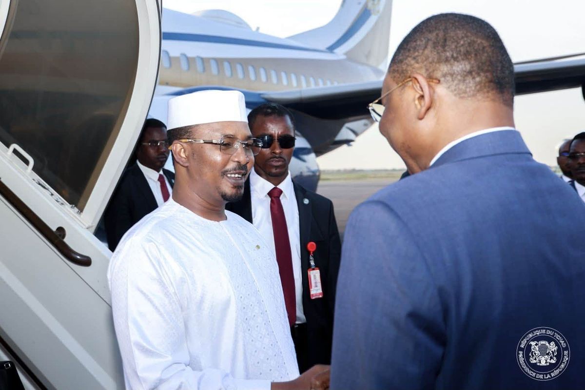 Retour du président tchadien après une mission diplomatique aux Émirats arabes unis