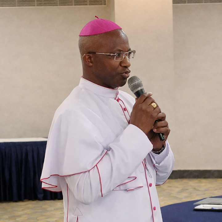 Portrait de Monseigneur Laurent Lompo, archevêque de Niamey et président de la SPI