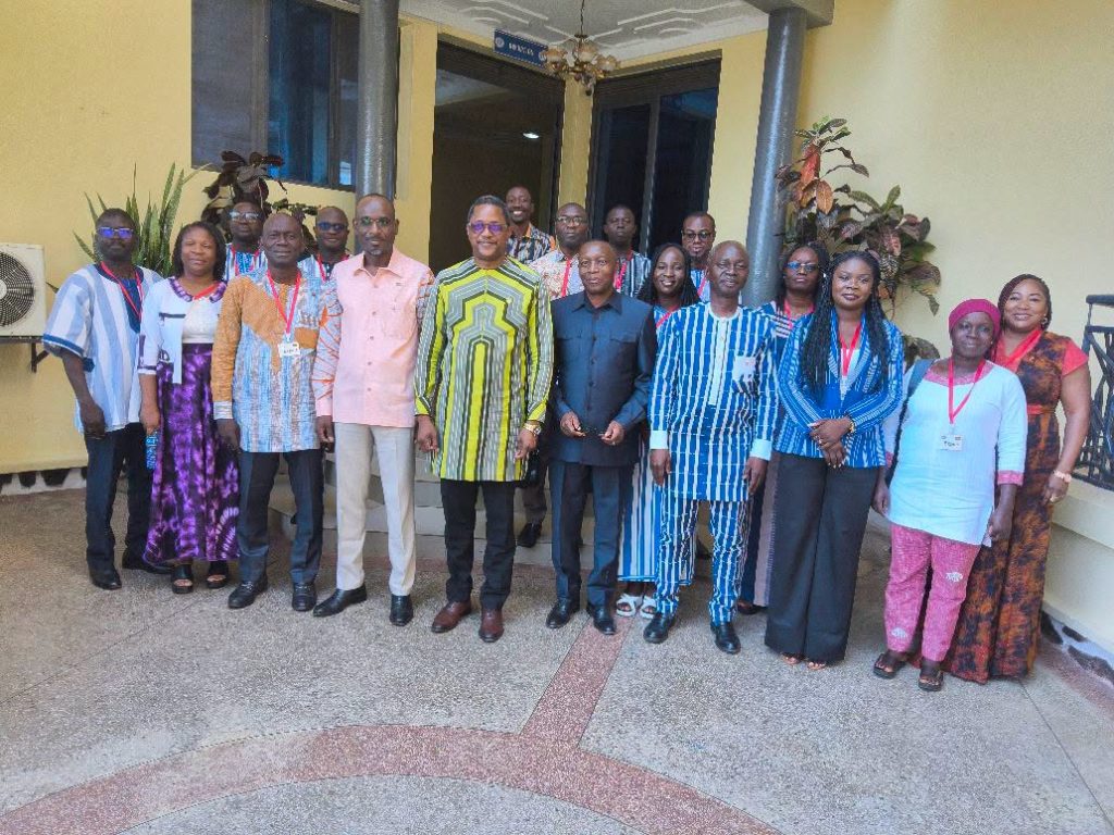 Rencontre officielle entre les ministres des Affaires étrangères