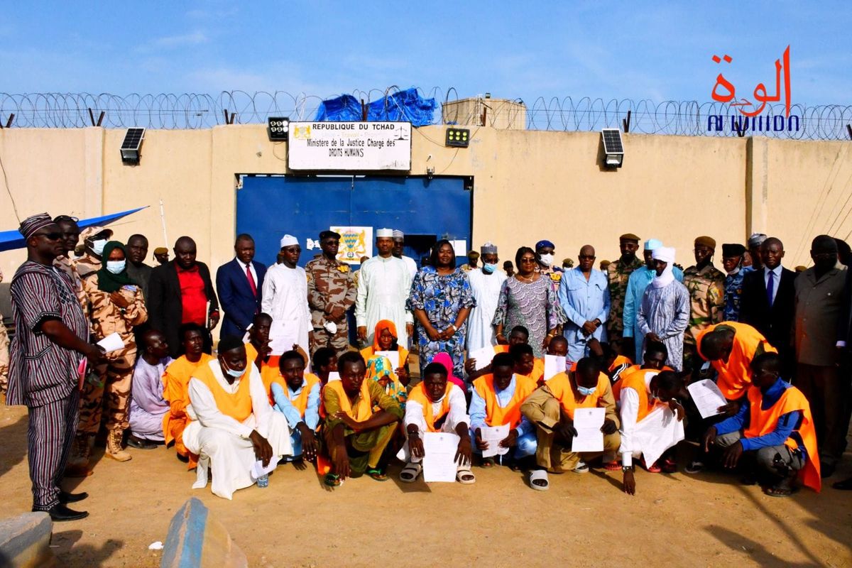 Libération massive de 150 détenus à Klessoum : la grâce présidentielle appliquée au Tchad